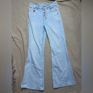 American Eagle Super High Waisted flared Jeans